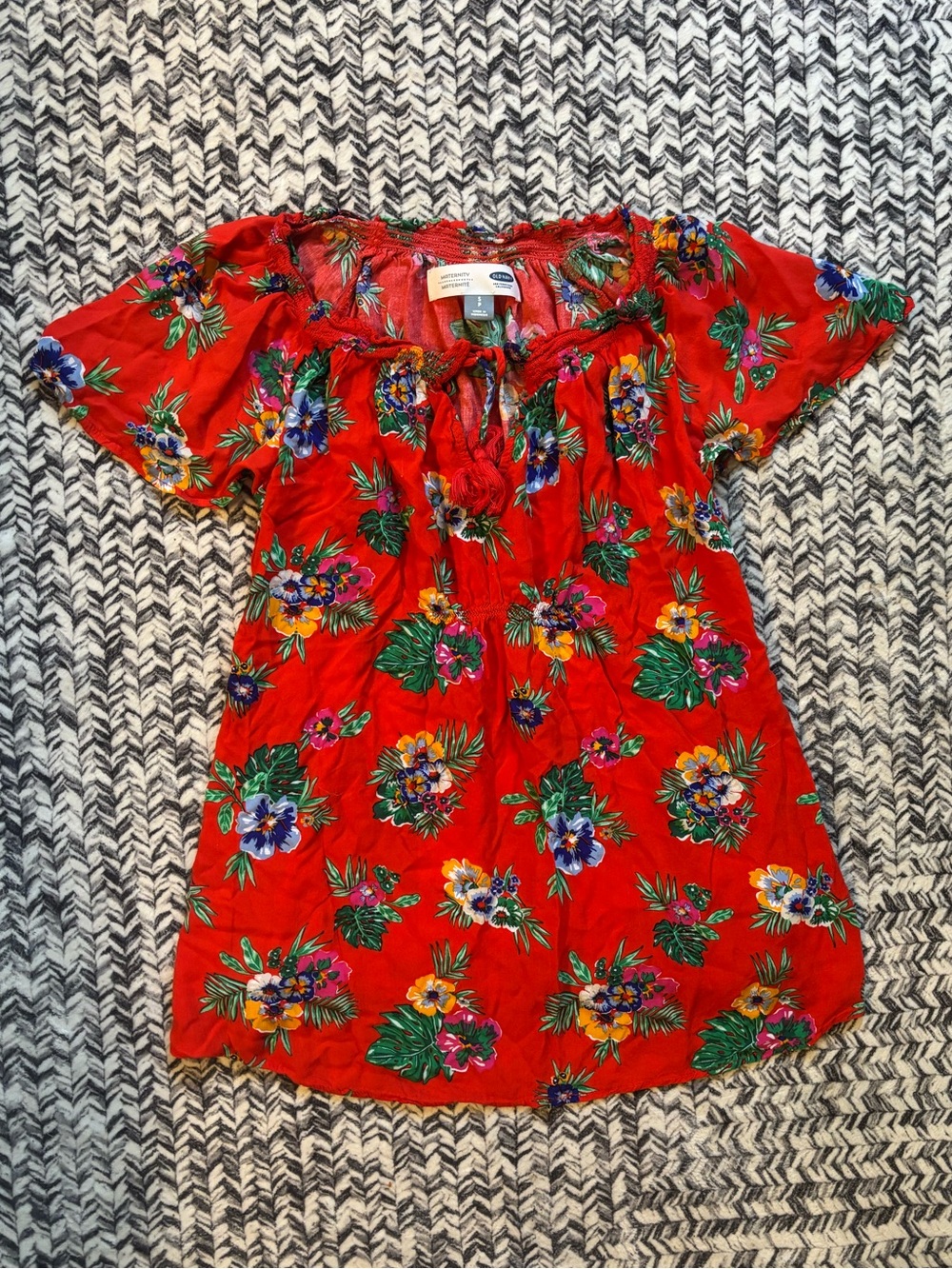 Women’s Small Festive Tiki Old Red Floral Puff-Sleeve Blouse Maternity Summer